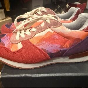 Inkkas Purple and Orange Jogger Sneakers